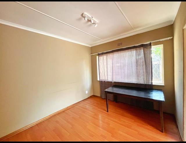 6 BEDROOM HOUSE FOR SALE IN BLAIRGOWRIE